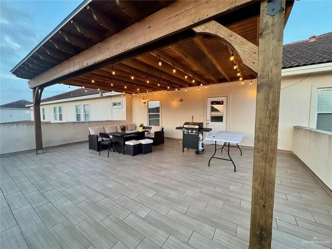 Building Photo - 1412 Keeton Ave