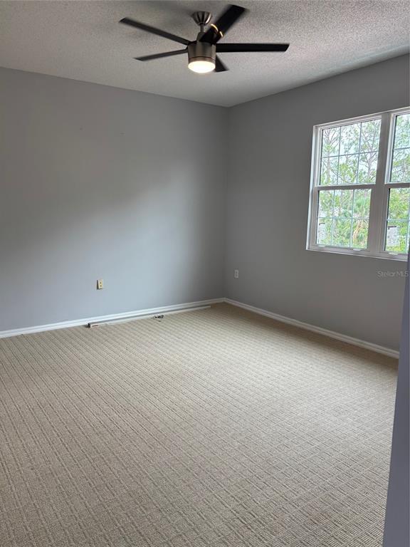 Building Photo - 5600 Bentgrass Dr
