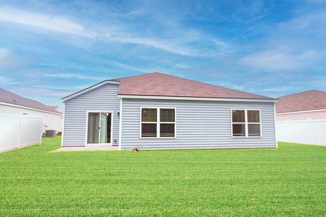 Building Photo - Coming Available!