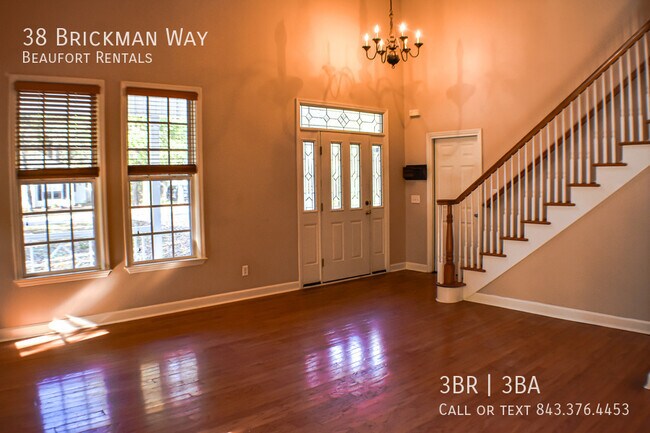 Building Photo - 38 Brickman Way