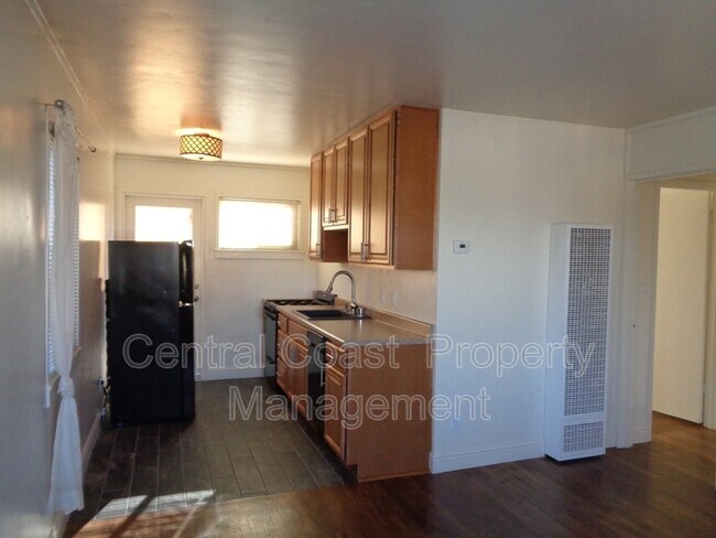 Building Photo - 415 17th St
