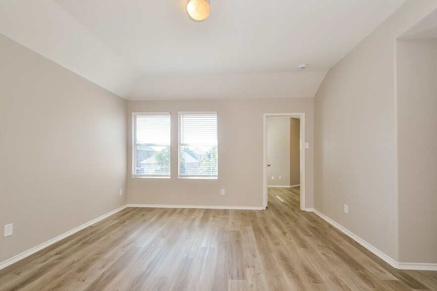 Building Photo - 3525 Camino Real Trail