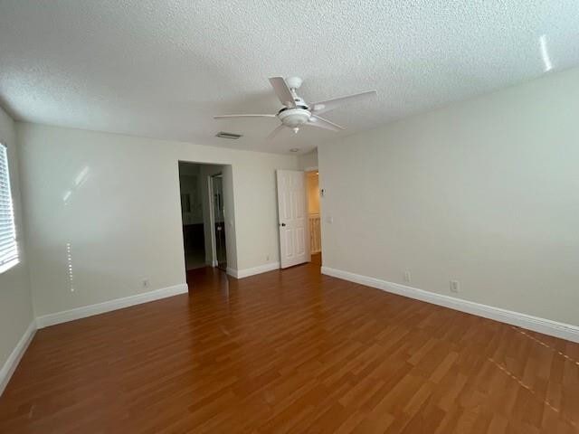 Building Photo - 1156 Chinaberry Dr