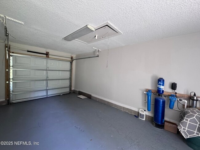 Building Photo - 8204 Arnot St