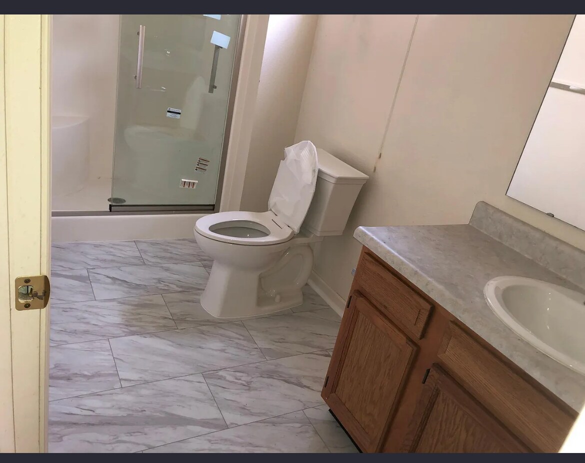 Building Photo - 12282 Running Springs Rd