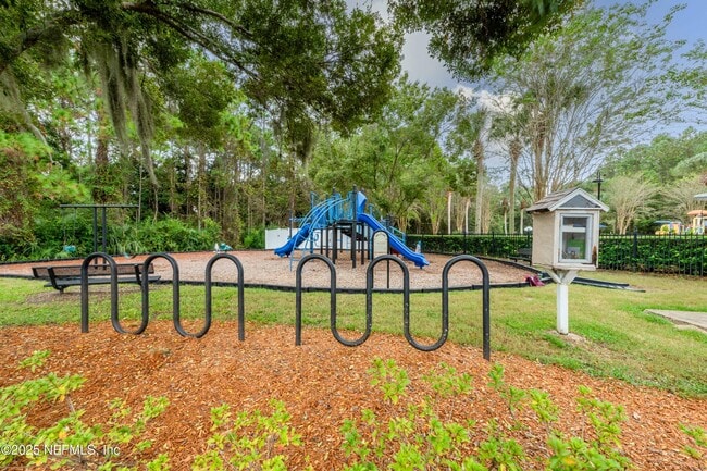 Building Photo - 12301 Kernan Forest Blvd