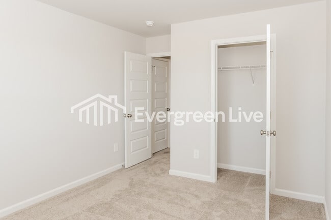 Building Photo - 17753 Denham Cir