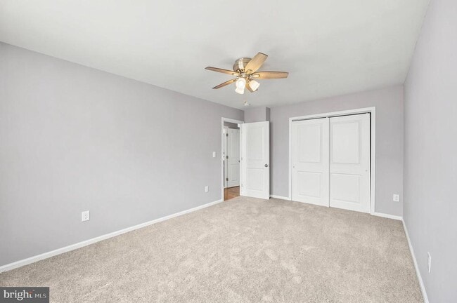 Building Photo - 7947 Ferndale St