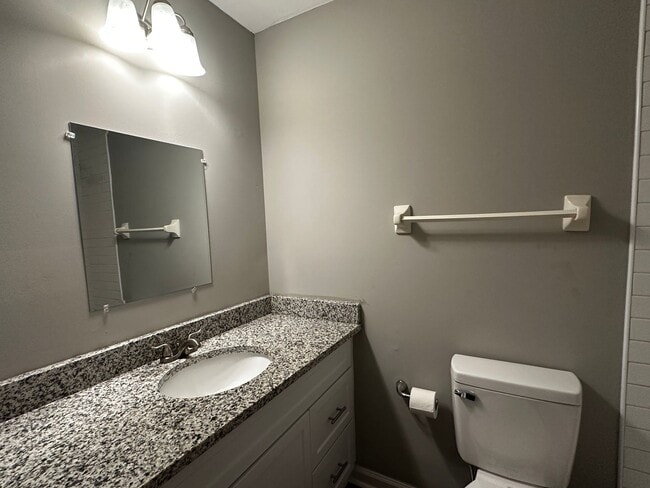 Building Photo - Oak Lake - Columbia County