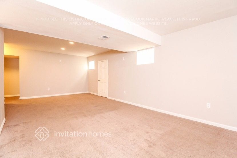 Building Photo - 11701 E Cornell Cir