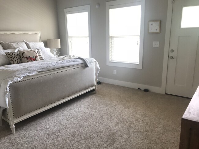 Building Photo - Coming Soon-Great house in The Nations!