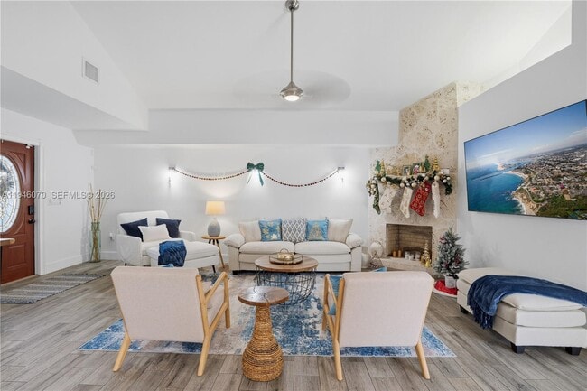 Building Photo - 15006 SW 141st Ct