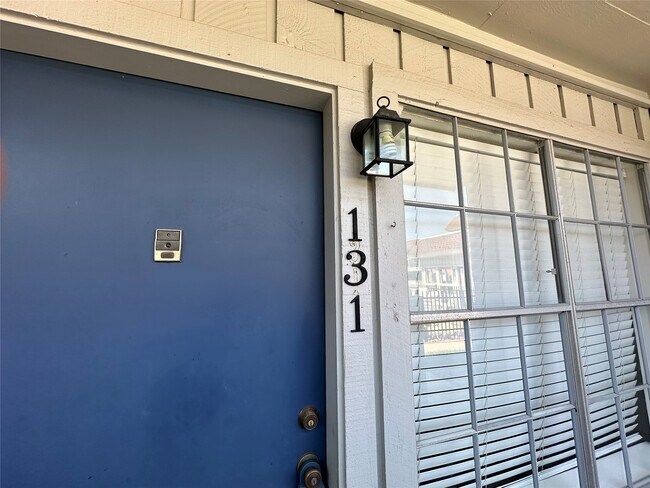 Building Photo - 2350 Bering Dr