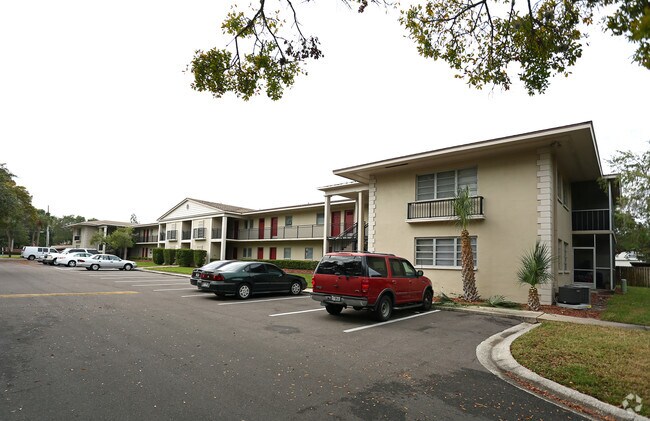 Building Photo - Edgewater Apartments