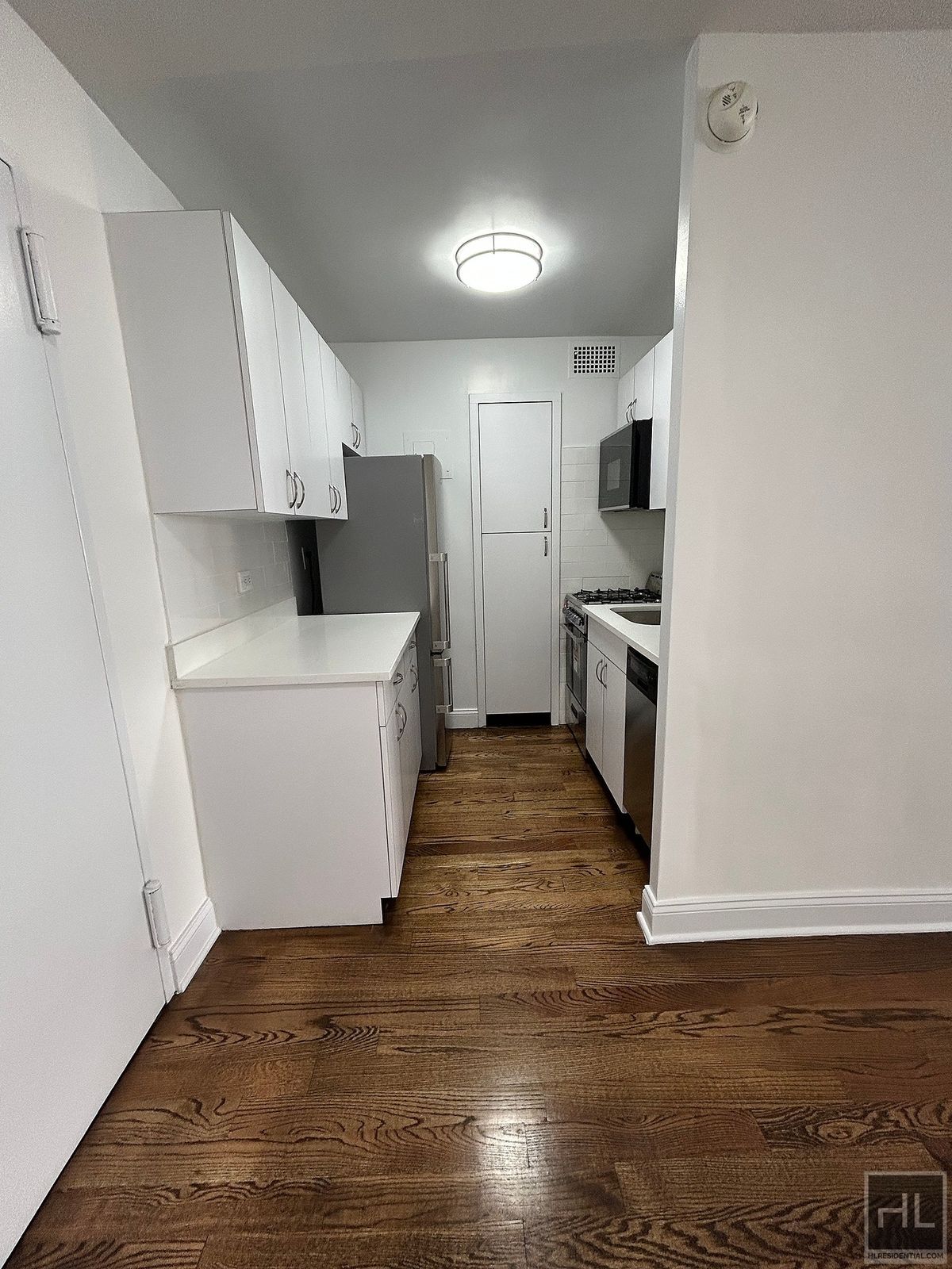 Building Photo - East 89 Street