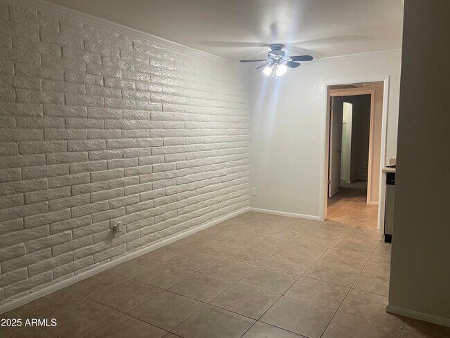Building Photo - 3737 E Turney Ave