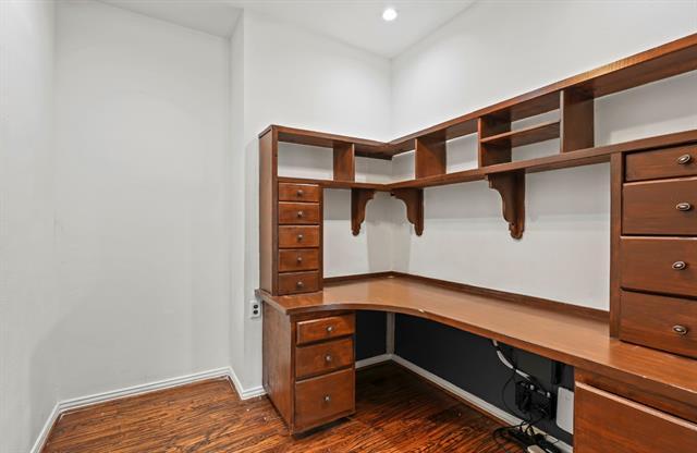 Building Photo - 11911 Edgestone Rd