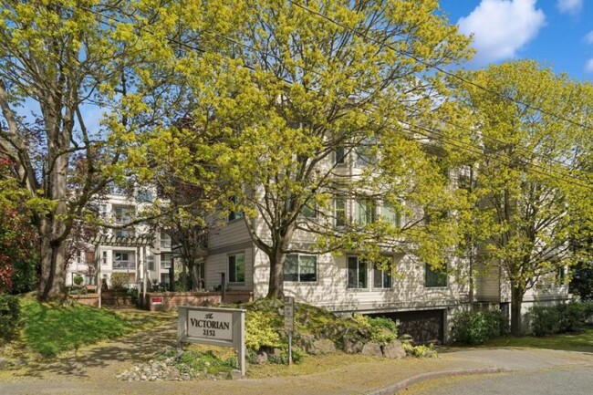 Building Photo - 1 bedroom in Seattle WA 98133