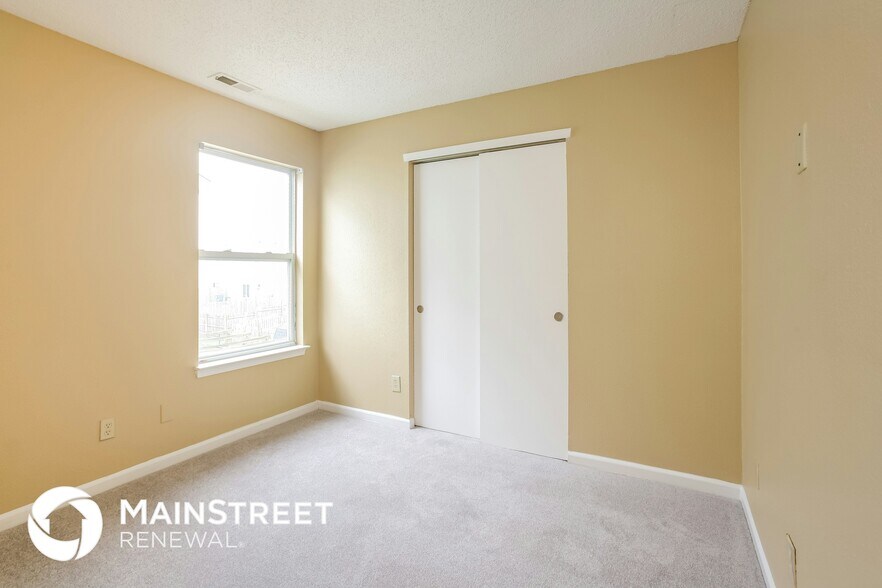 Building Photo - 1180 Odell Ln