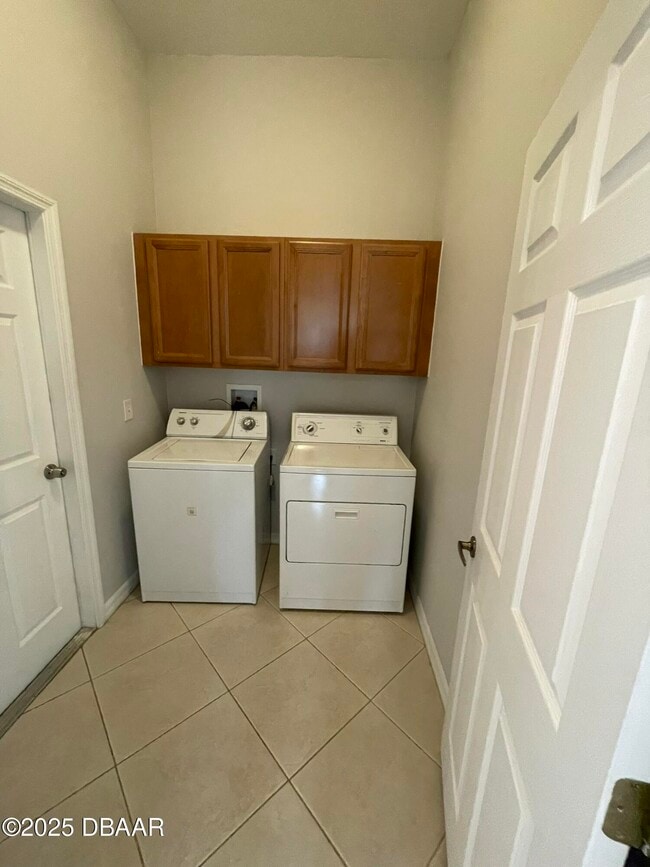 Building Photo - 613 Coral Trace Blvd