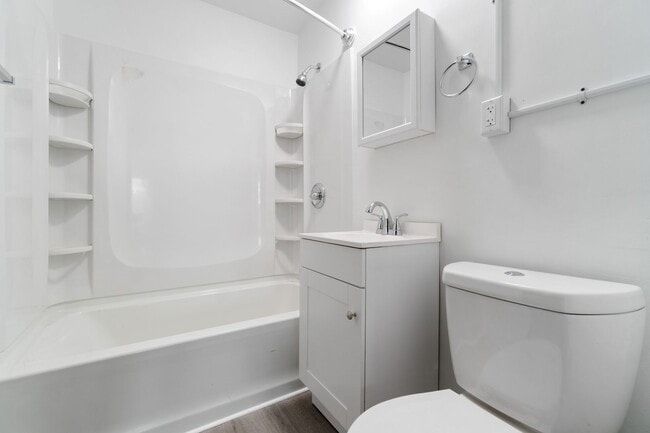 Building Photo - Coming March 1st: 1BR Townhouse in Midland, PA!!