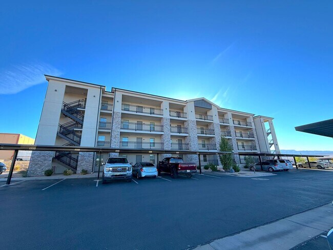 Primary Photo - 2 bed, 1 bath Condo
