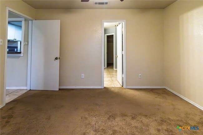 Building Photo - 4406 Bowles Dr