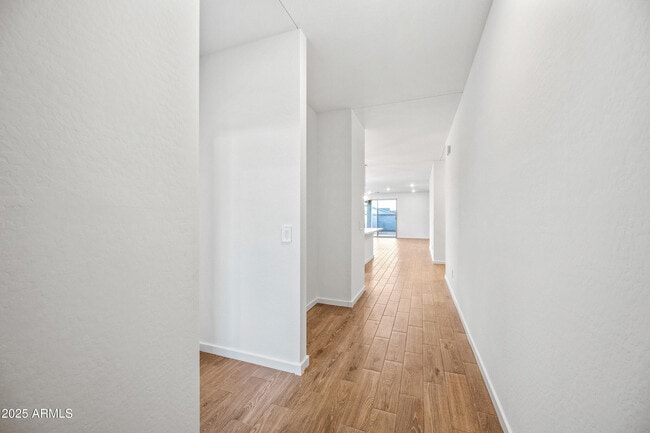 Building Photo - 15825 W Gray Fox Trl