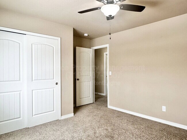 Building Photo - 9532 Bryce Canyon Dr