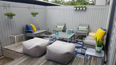 Building Photo - 5627 S Rice Ave