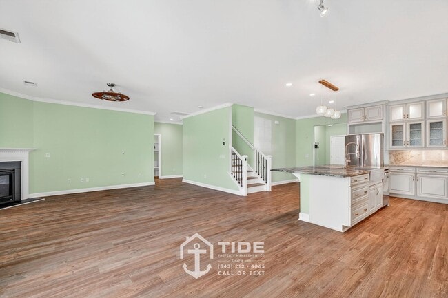 Building Photo - Your Carolina Bay Haven