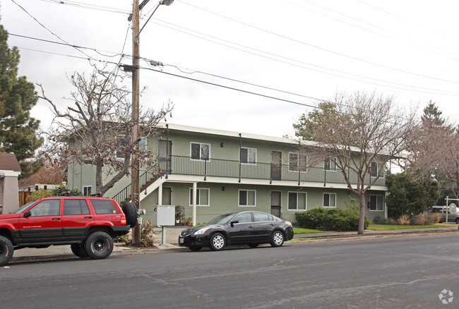 Building Photo - Jefferson Street