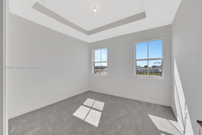 Building Photo - 2412 SE 29th St