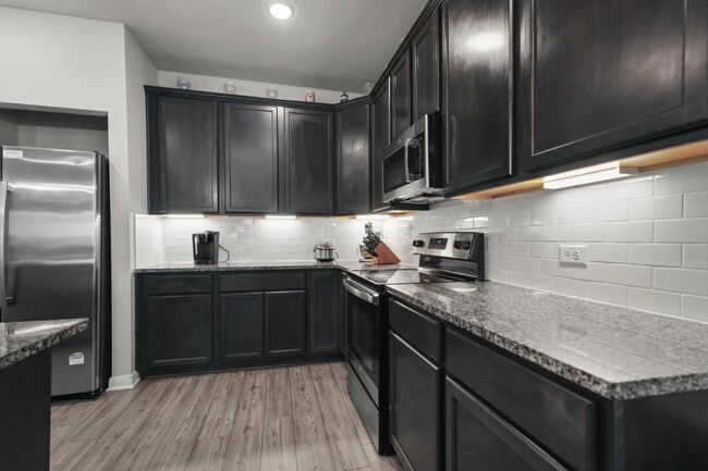Building Photo - 7005 McGregor Lp