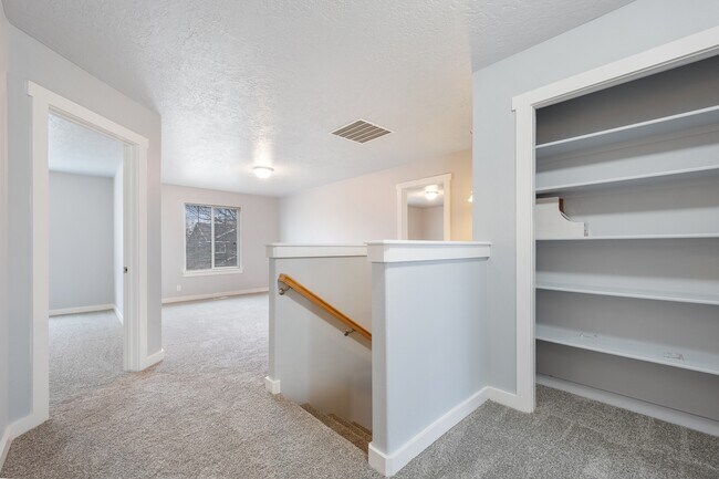 Building Photo - 5919 S Harrington Way