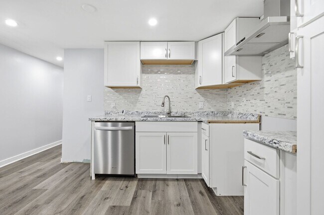 Building Photo - West Nashville Rental