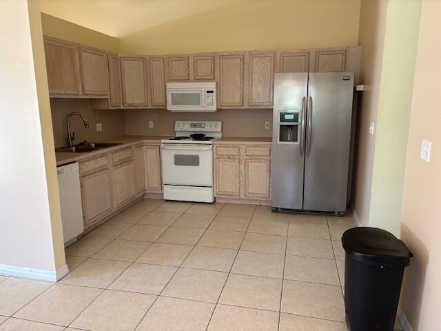 Primary Photo - 380 3rd St