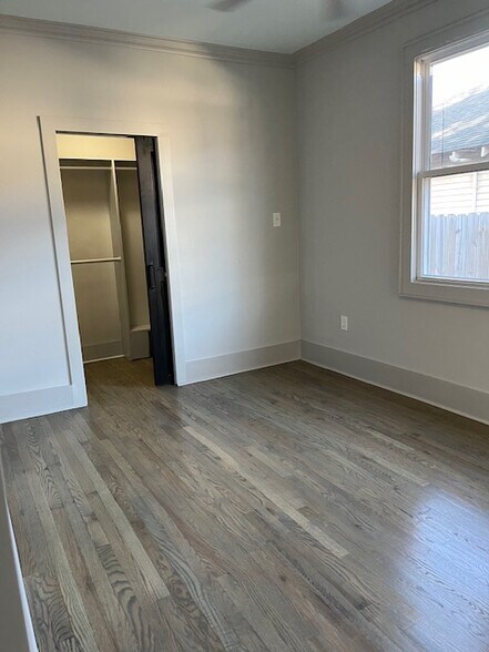 Building Photo - 3122 Upperline St