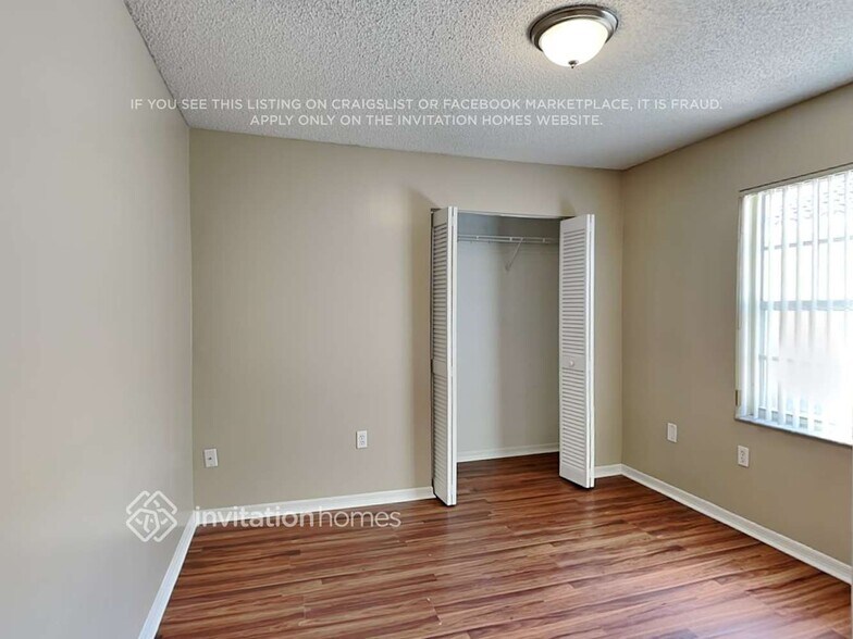 Building Photo - 3400 NW 78th Ave