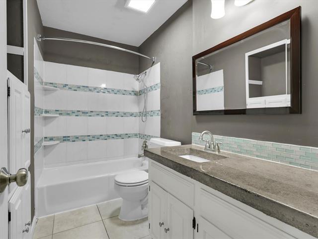 Building Photo - 2309 Norwich Ct