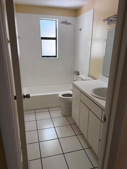 Building Photo - 2608 E 97th Ave