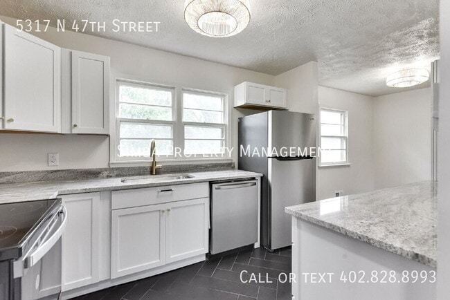 Building Photo - 5317 N 47th St