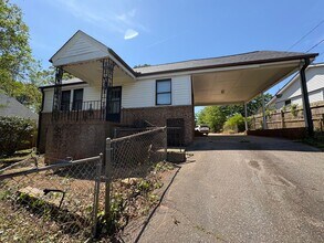Building Photo - 636 Old Augusta Rd