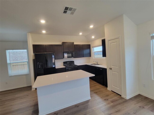 Building Photo - 502 Arnage Dr