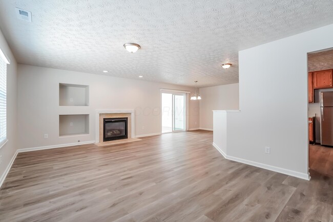 Building Photo - 5739 Stonepath Dr