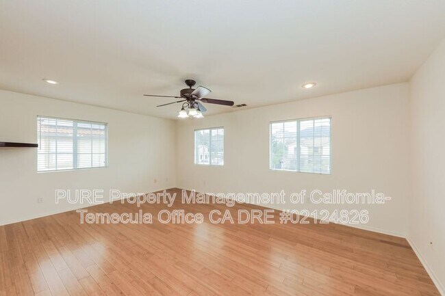 Building Photo - 23641 Groveland Pl