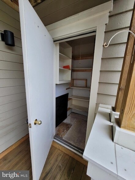 Building Photo - 605 Admiral Dr