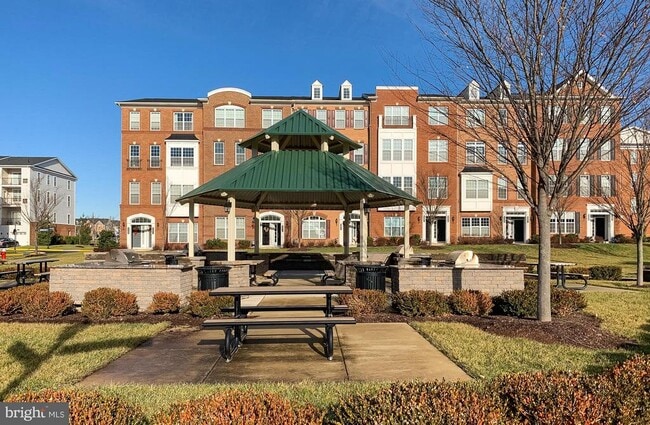 Building Photo - 23502 Belvoir Woods Terrace