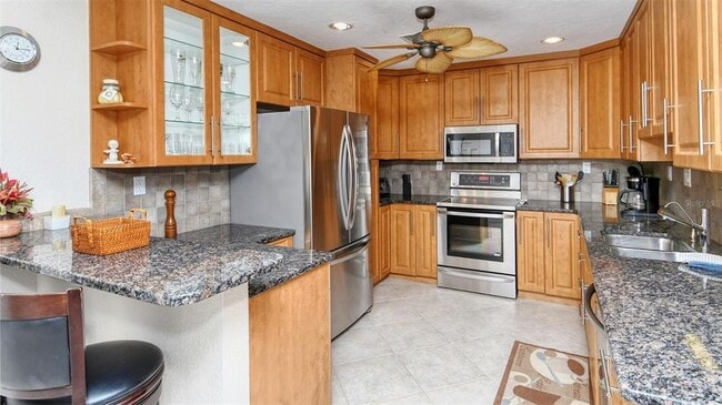 Building Photo - 1125 W Peppertree Dr