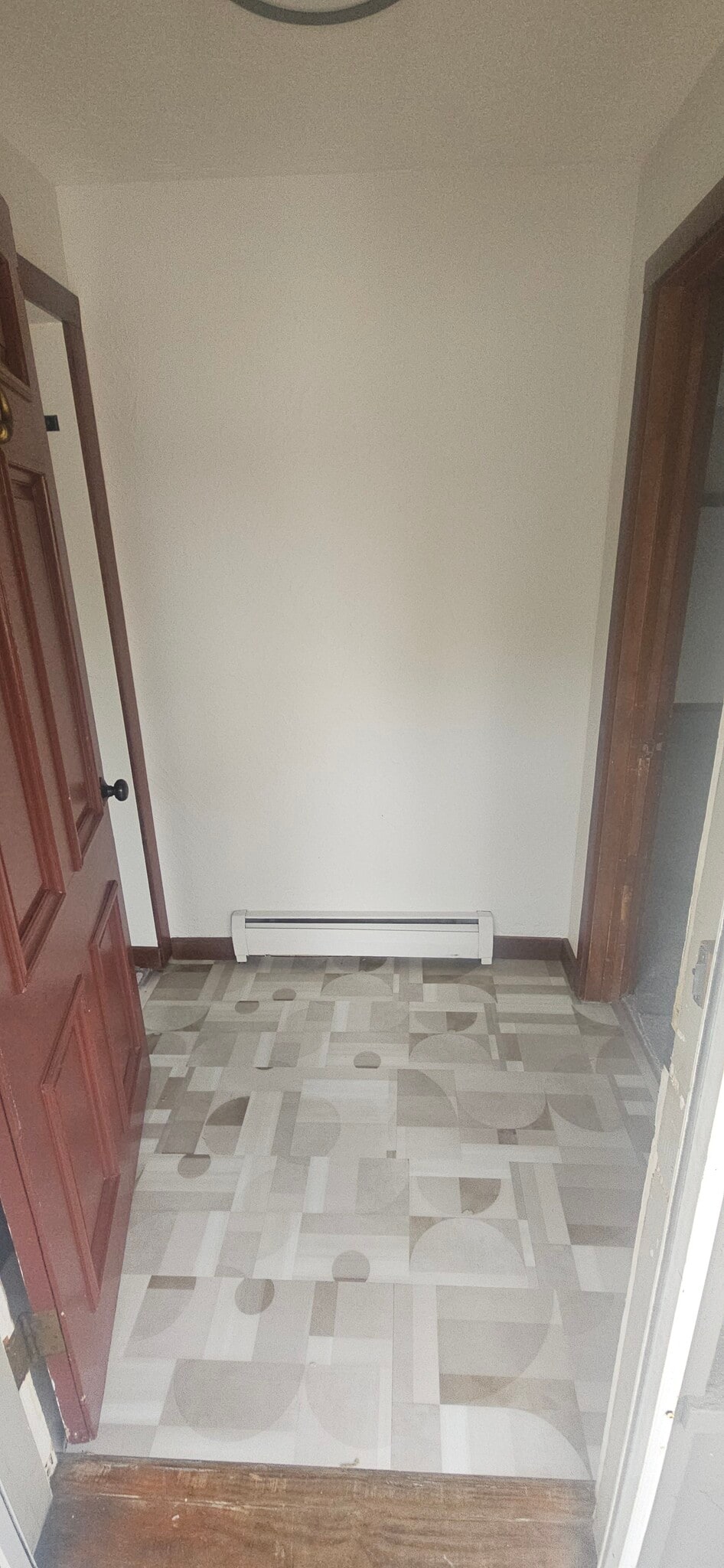 Entrance foyer - 143 Pollard St